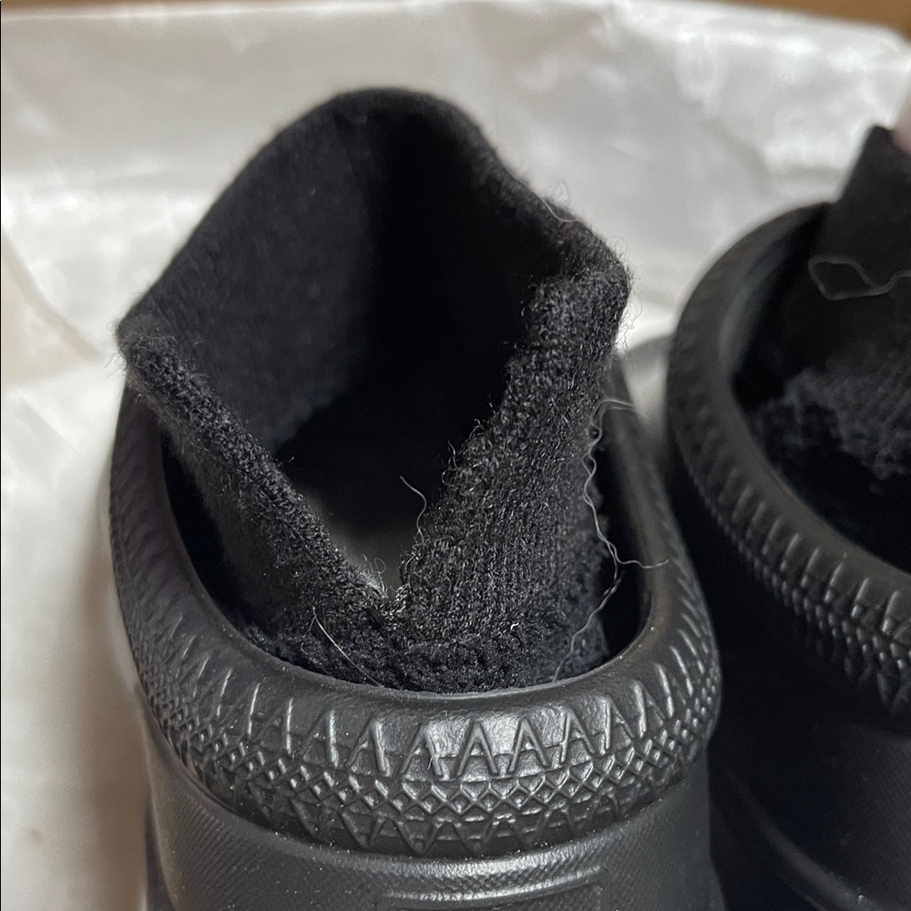 Black Women’s Slip-On Clog Shoes - Comfortable Everyday Wear - Picture 8 of 12